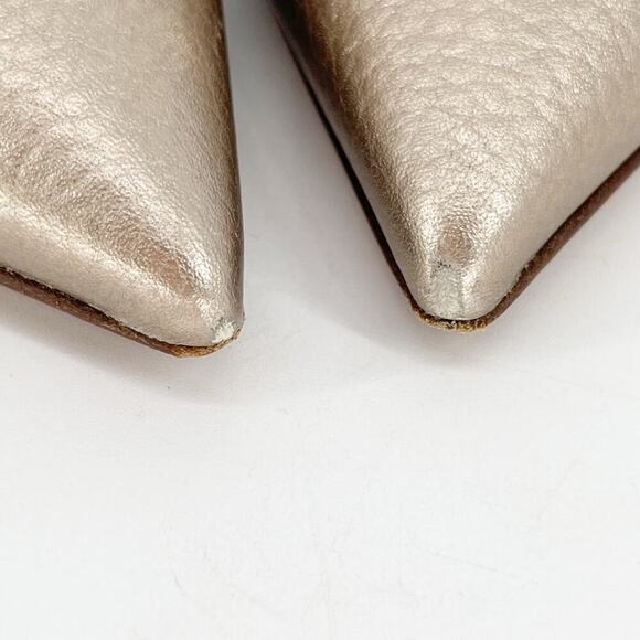 Valentino Garavani Metallic Gold Pebbled Leather Rockstud Pointed Toe Pump EU 37 - Picture 7 of 11